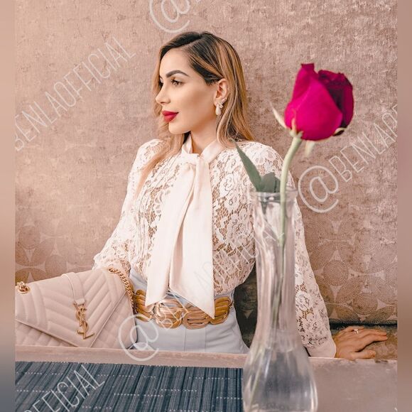 ZARA LACE SHIRT WITH TIED DETAIL - Picture 1 of 7